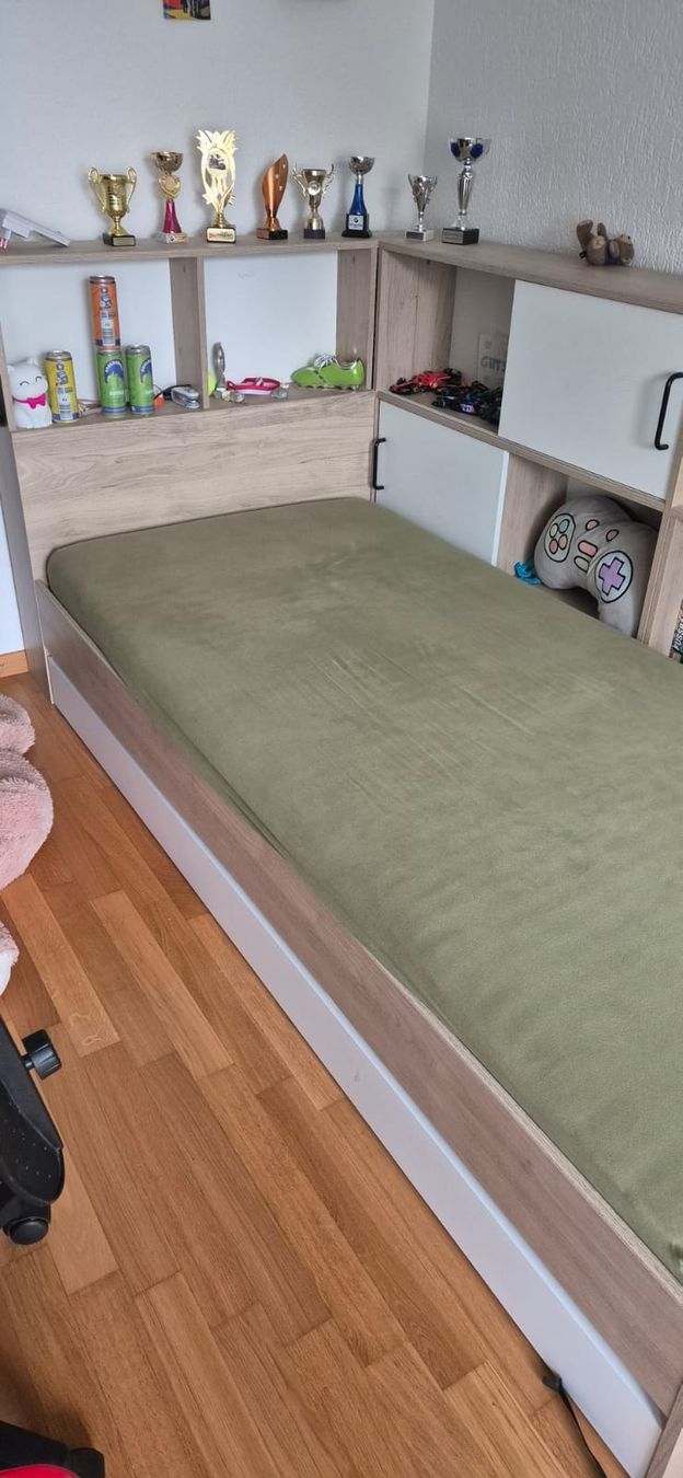 Pfister Betten: Bett mit Stauraum – Gebraucht aus Steffisburg von Vancho02 1
