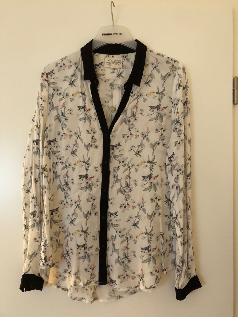 Blusen: Blouse – Gebraucht aus Riddes von vkea