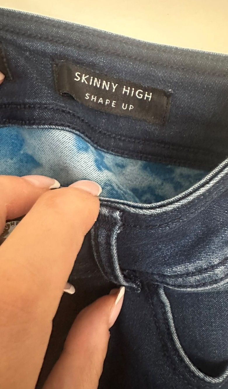 Guess Jeans: Original Jeans shape skinny high – Nuovo (secondo la descrizione) da Neuhausen venduto da eliana2 1