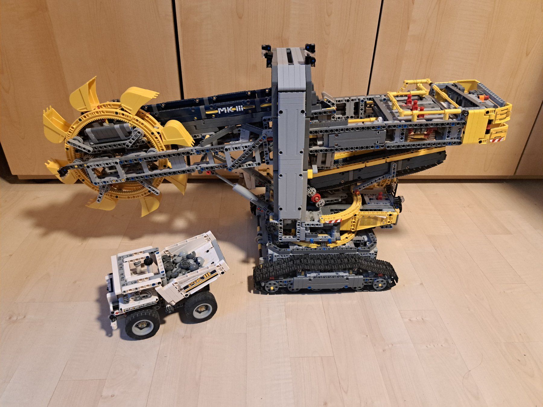 Lego Kit di costruzioni: LEGO 42055 Technic Schaufelradbagger – Usato da Bazenheid venduto da Corsche 1