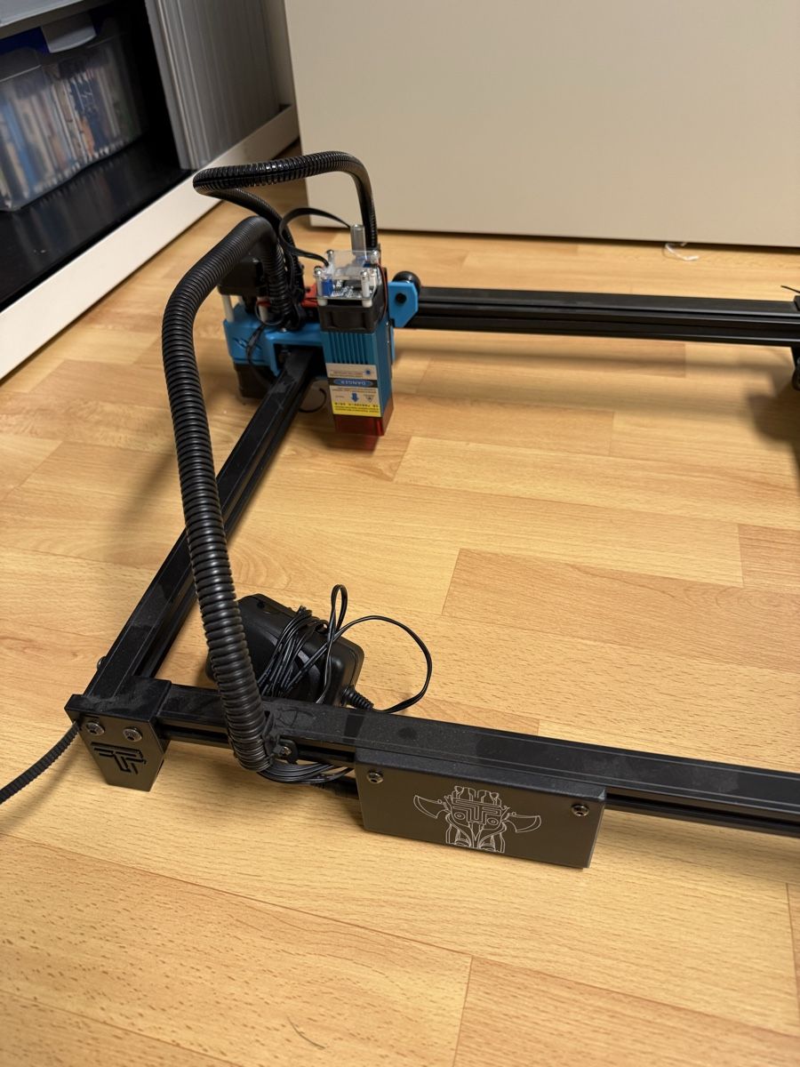 Tutte le macchine: Laser Gravierer TOTEM 2 – Usato da Winterthur venduto da Redbasecap 1