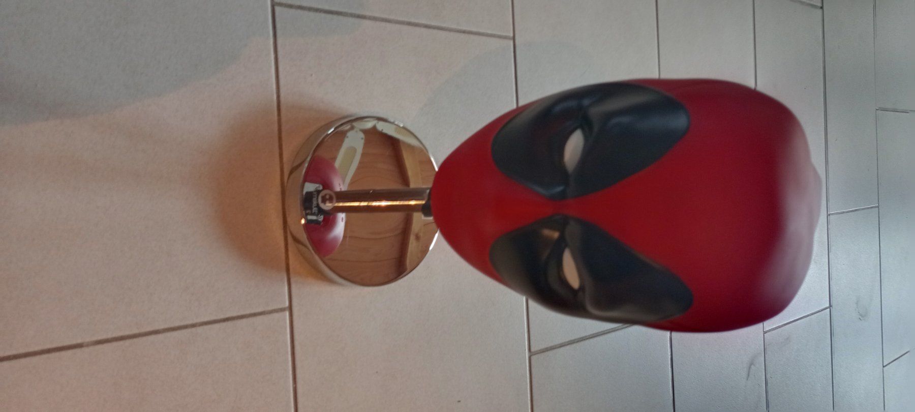Altro in Decorazioni & Accessori: Deadpool Headset Ständer – Usato da Dällikon venduto da Brunotrix