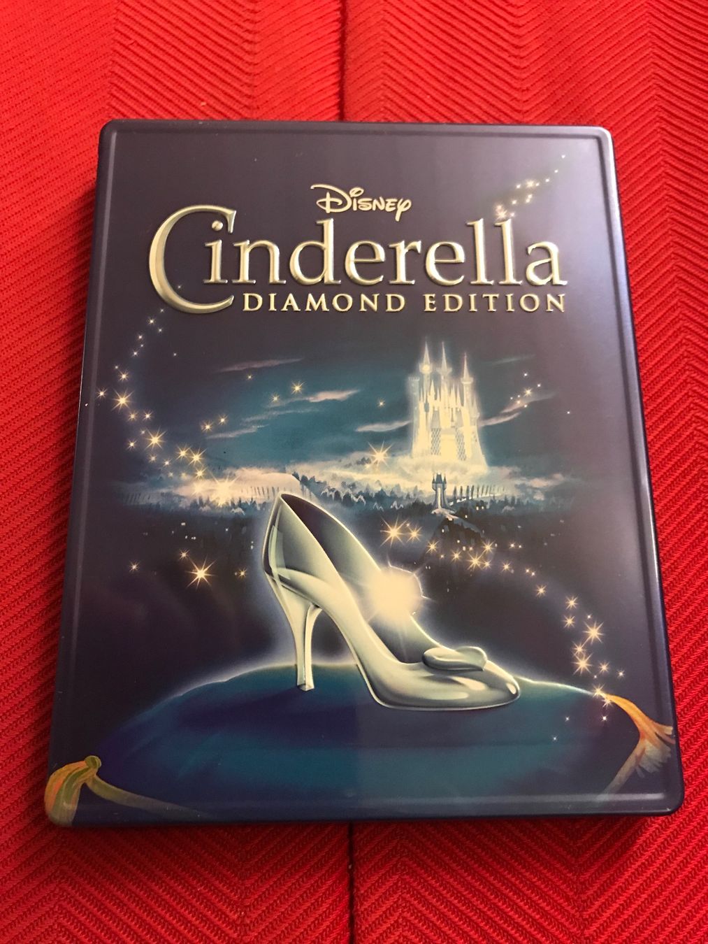 Alle DVDs: Disney's Cinderella - Diamond Edition Steelbook – Gebraucht aus Seuzach von ephi7