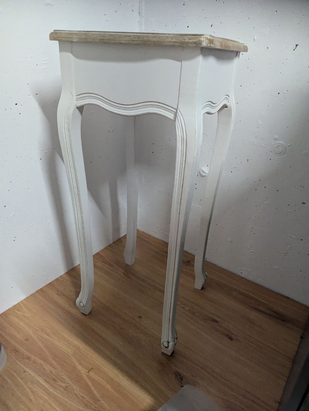 Tavoli: Beistelltisch weiss Shabby Chic – Usato da Zofingen venduto da shamila 2