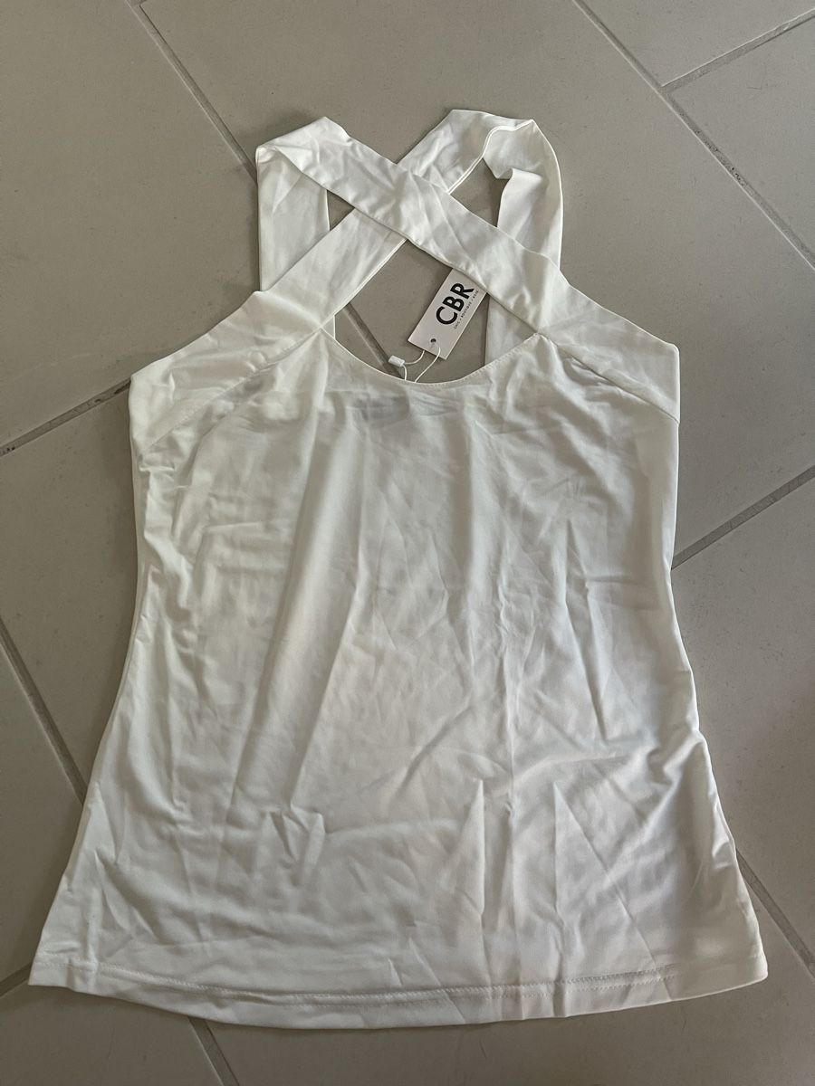 Top: Weissed Top ganz Neu Gr S – Nuovo (secondo la descrizione) da Bassersdorf venduto da Sandy456 1