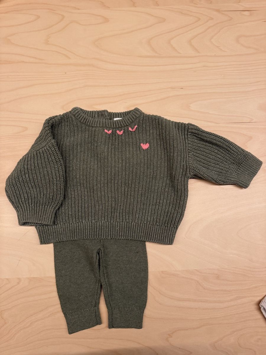 H&M Lotti & Set di vestiti: Lot de 3 ensembles HM pour bébé – Usato da Martigny-Croix venduto da lau_2lm7 2