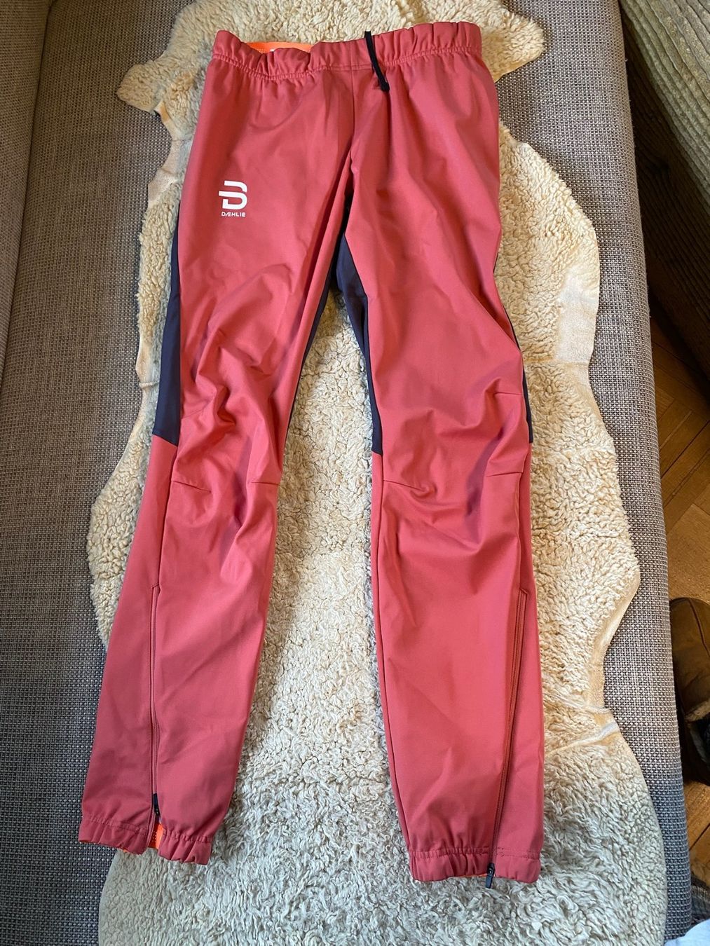 Giacche: Langlauf Jacke mit Hose Daehlie L – Usato da Ebnat-Kappel venduto da del_9vyy 2