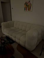 Lilo - 2-Sitzer-Sofa mit Bouclé-Bezug, beige