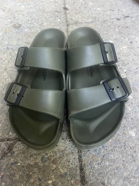 Birkenstock Scarpe da uomo: Birkenstock, Grösse 39 – Usato da Bolligen venduto da LaCorsa