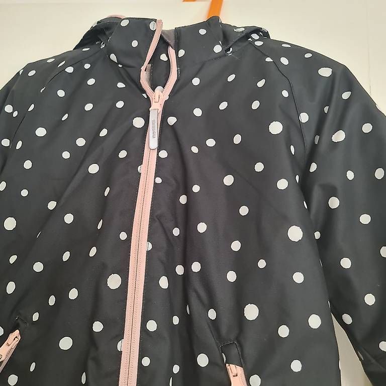 H&M Jacken & Mäntel: Jacke H&M Gr.116 mit Kapuze – Gebraucht aus Zuchwil von Lea007 2