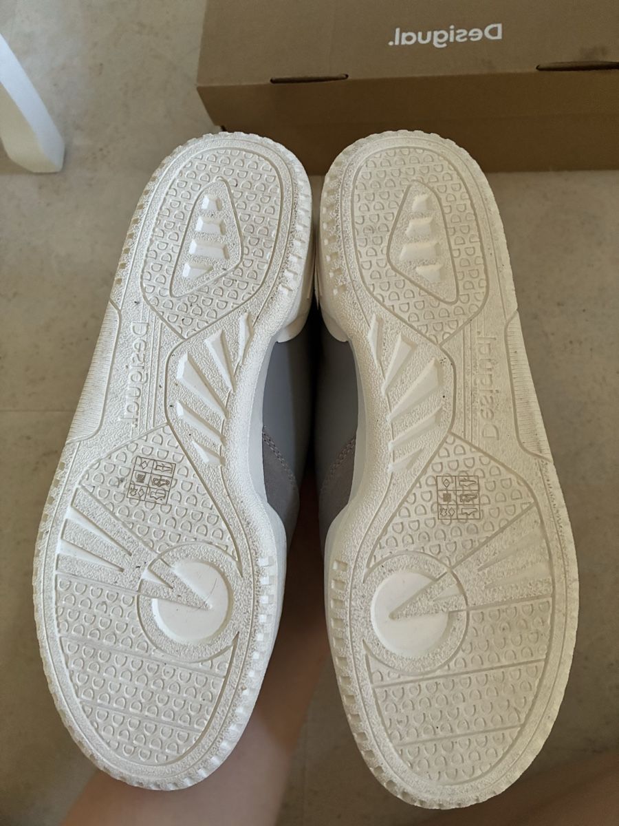 Scarpe da donna: Desigual Bugs Bunny Platform Sneakers – Nuovo e nell'imballaggio originale da Kernenried venduto da ami_rpb9 1
