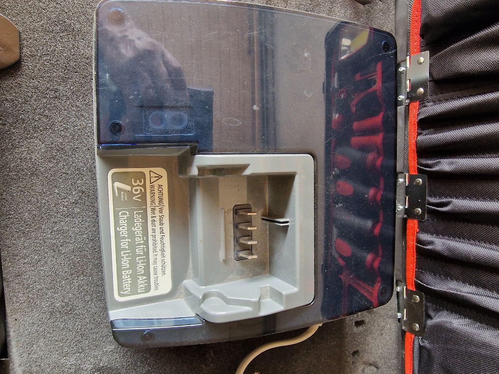 Flyer Chargeurs: Ladegeräte Flyer – D'occasion à Chur par lir_b7jw 2