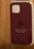 Coque iPhone 12/12 Pro Silicone Case couleur Bordeaux