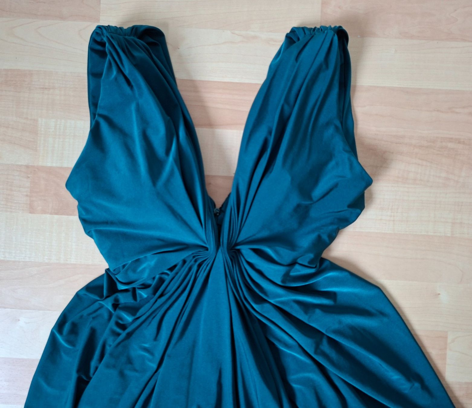 Vestiti: Kleid Gr. 40 – Usato da Niederlenz venduto da ion_gv7d 1