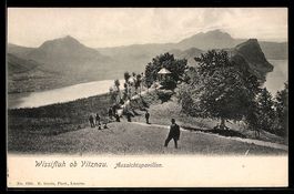 AK Vitznau, Wissifluh, Aussichtspavillon mit Wanderern