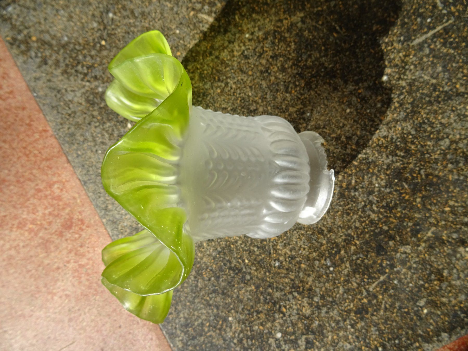 Lampadari & plafoniere: Deckenlampe, antikes Glas mit neuer Messing-Halterung – Usato da Malters venduto da ADA011 4