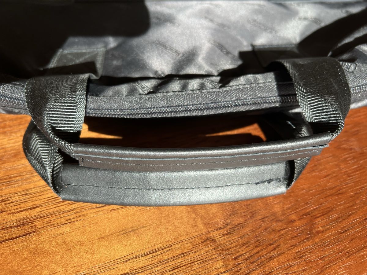 Borse: Rimova Laptop Tasche – Nuovo (secondo la descrizione) da Neuhausen venduto da mike.a. 2