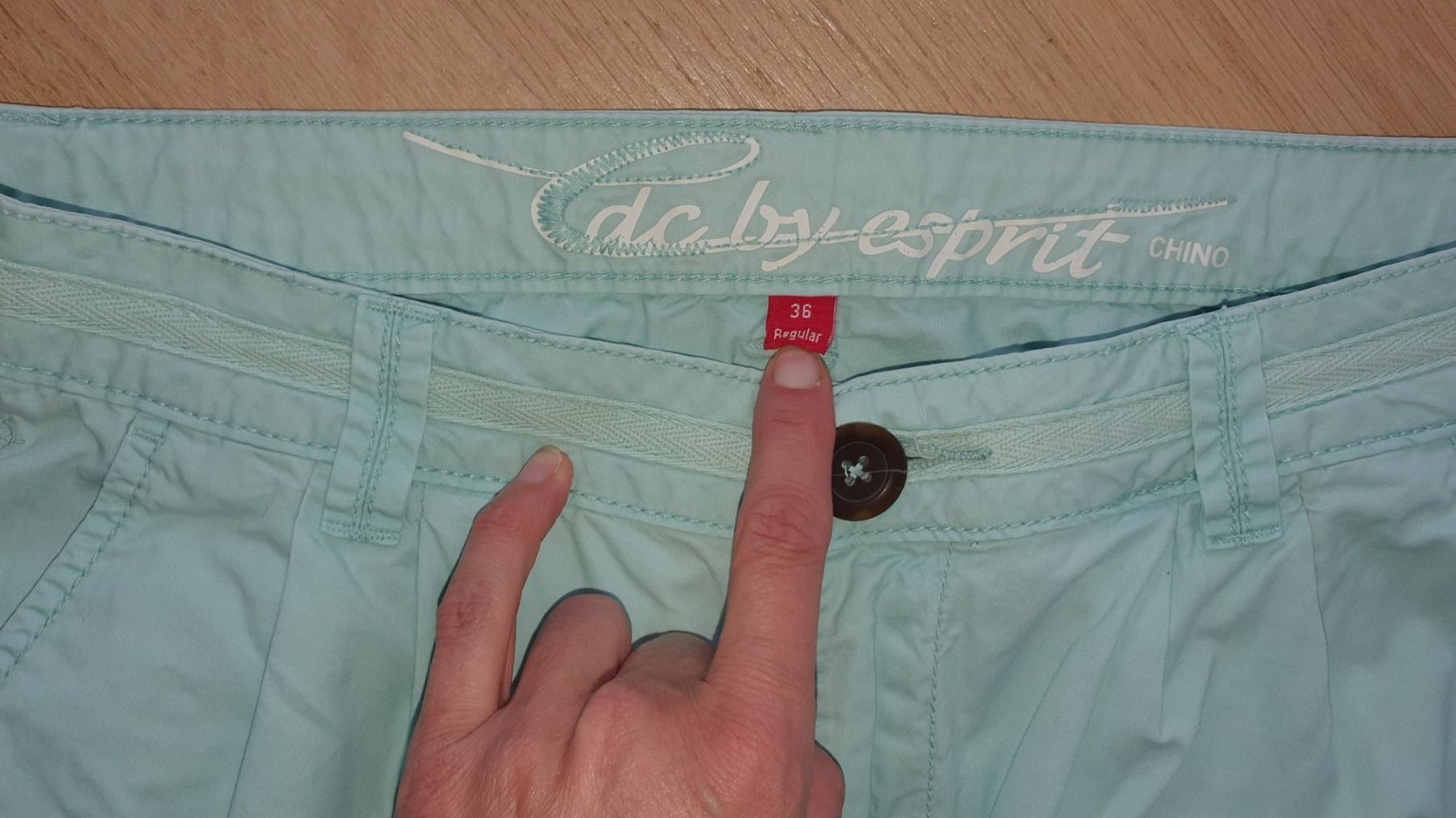 Esprit Pantaloni: Chinohose Esprit Gr.36 – Usato da Schaffhausen venduto da Madison74 2