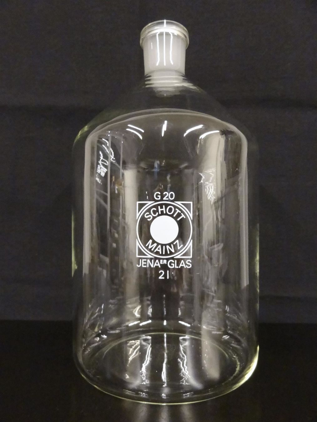 Schott Accessori da laboratorio: Standflasche Laborflasche 2 Liter SCHOTT – Nuovo (secondo la descrizione) da Kerzers venduto da Flaschenposten 4