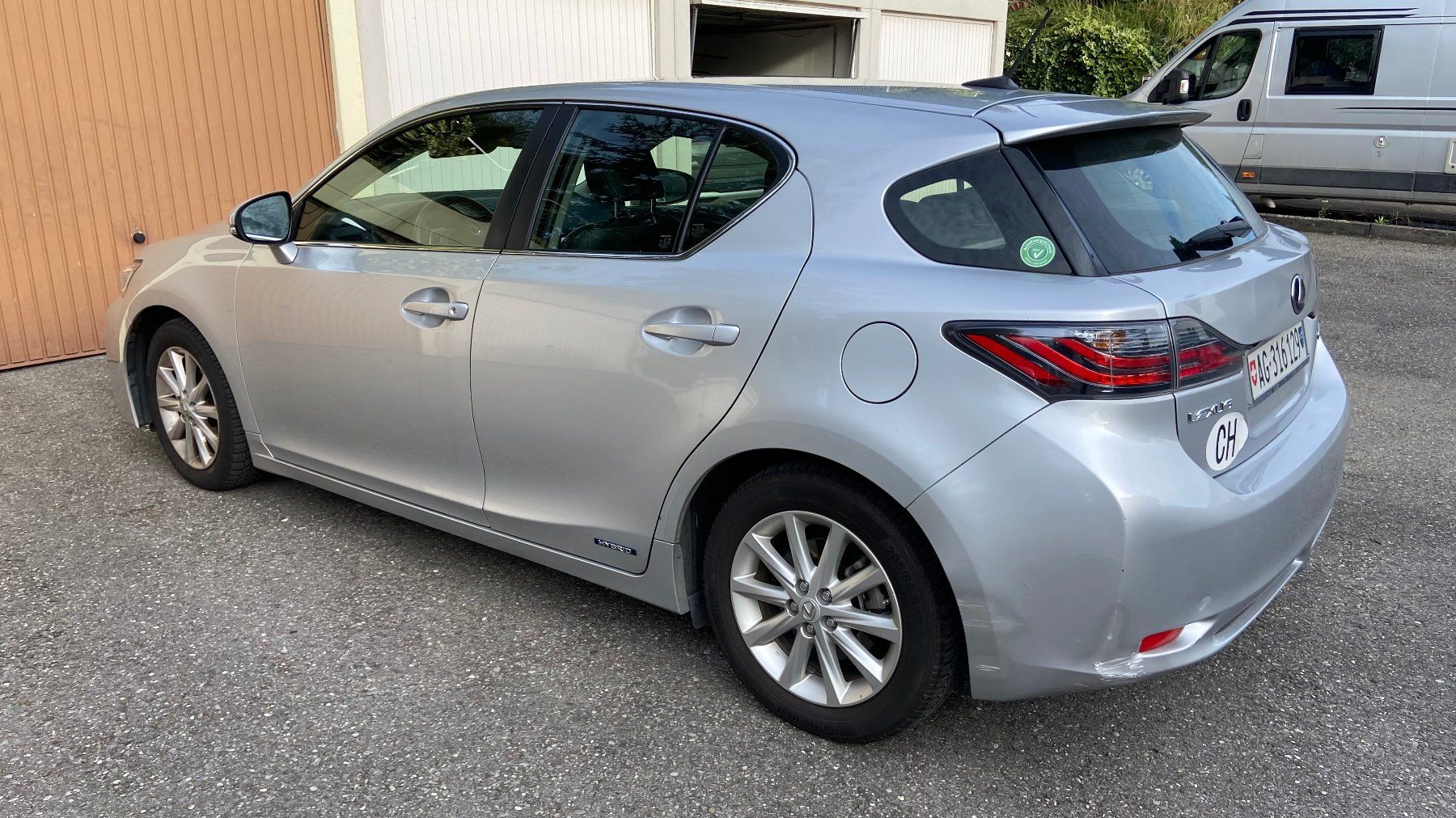 Lexus Autos: Lexus CT200H Hybrid – Gebraucht aus Zufikon von red_6gmw 3