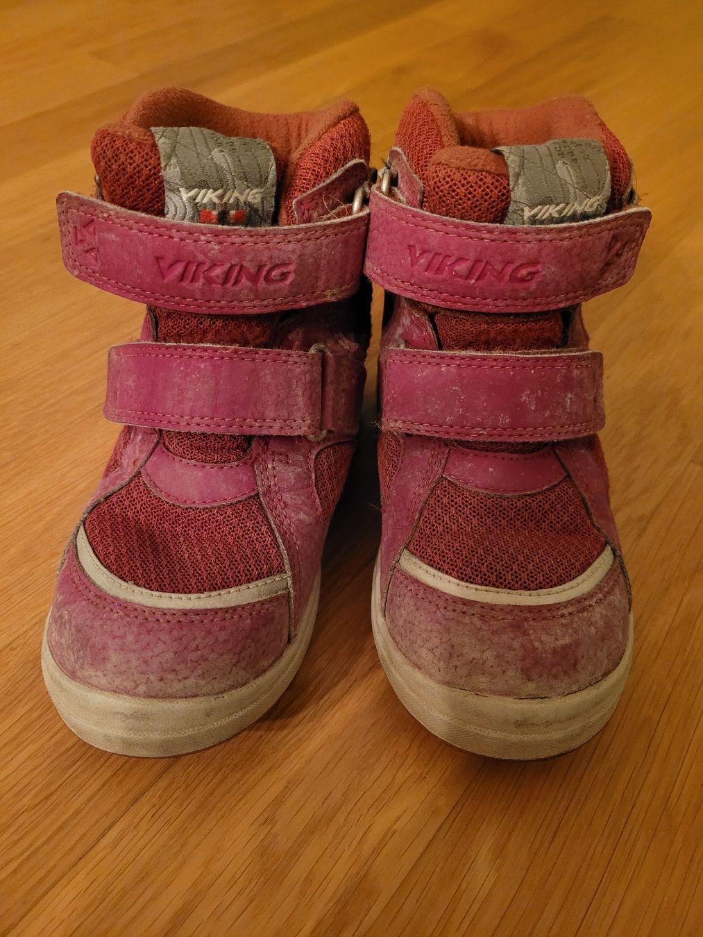 Scarpe per ragazzi: Winterschuhe Grösse 27 – Usato da Frick venduto da Spain_3 1