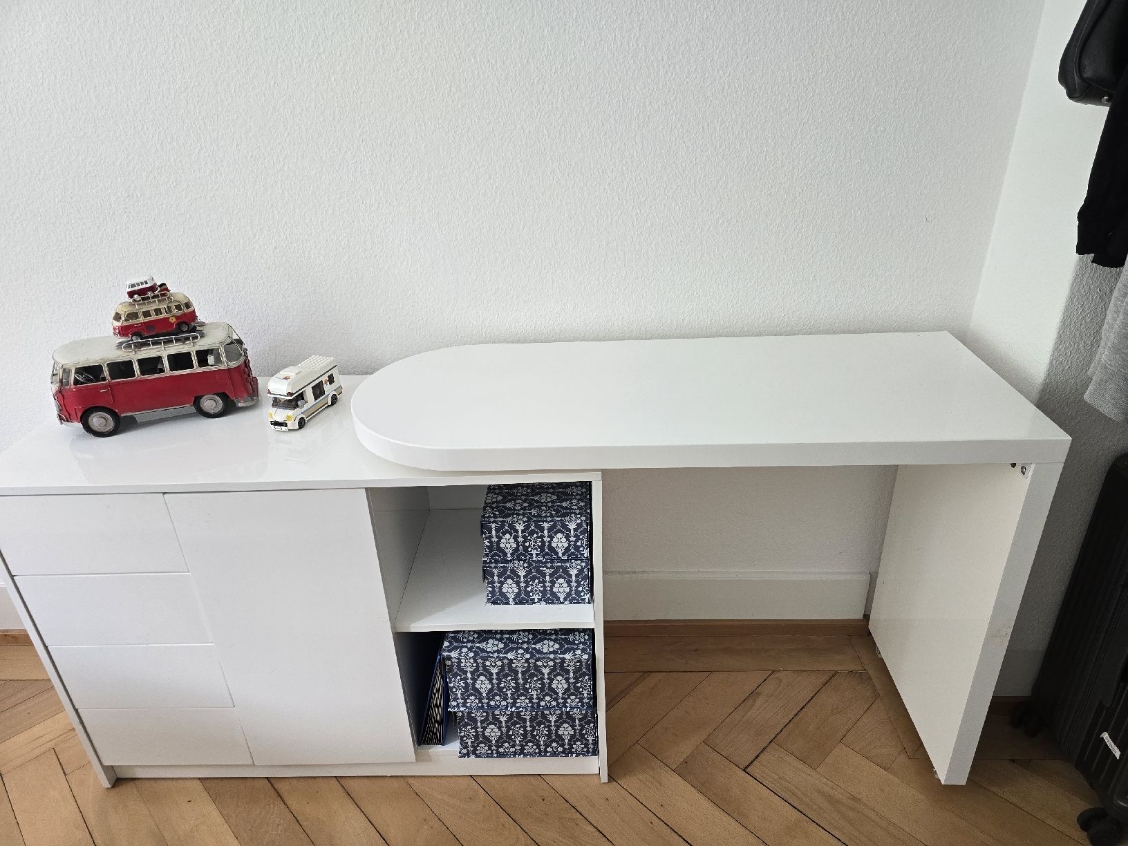 Cassettiere: Sideboard Pult Schreibtisch – Usato da Zürich venduto da Daroni 4