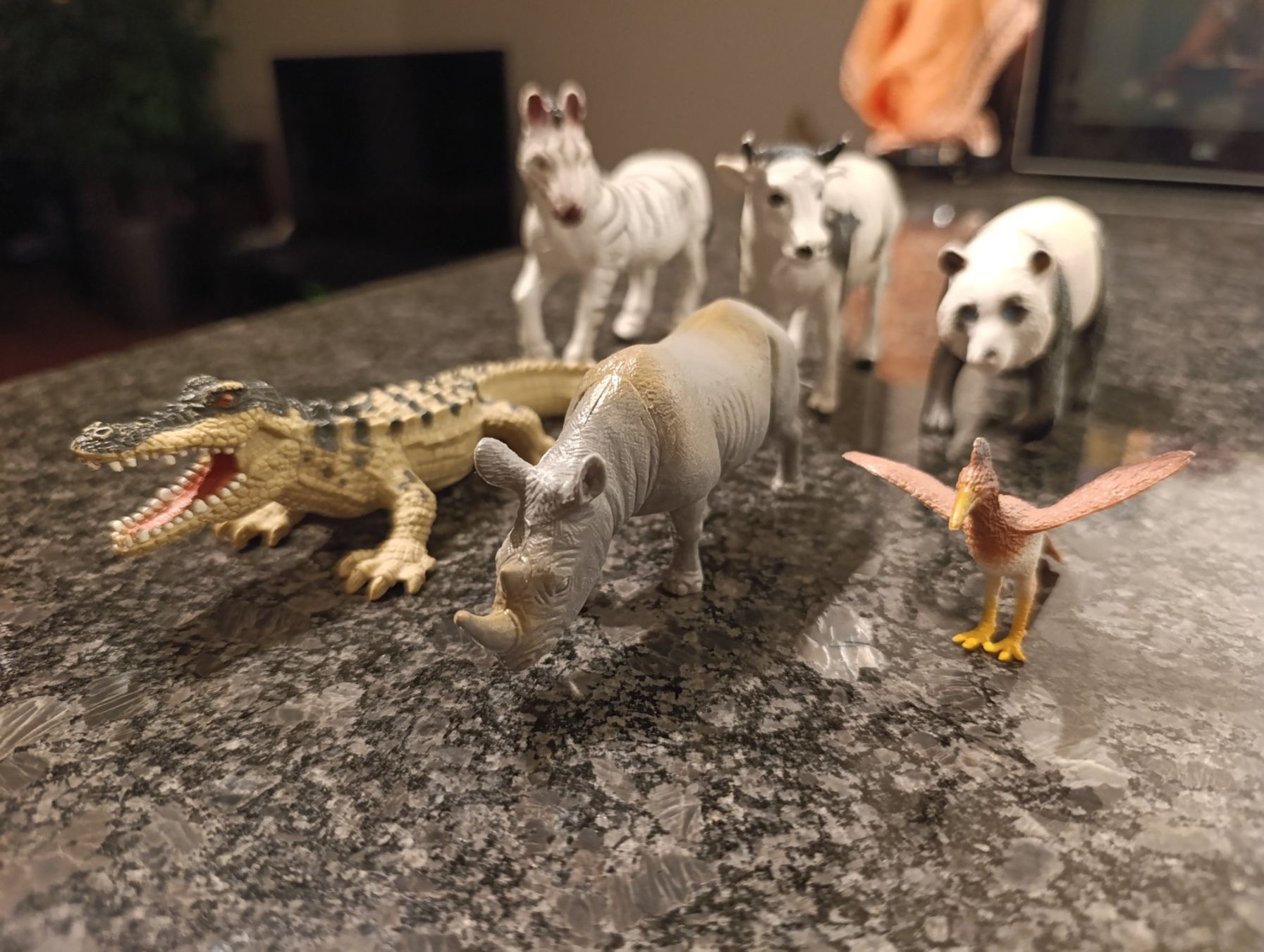 Figuren: Tiere Set Spielzeug – Gebraucht aus Zürich von ShadowVorlon 2