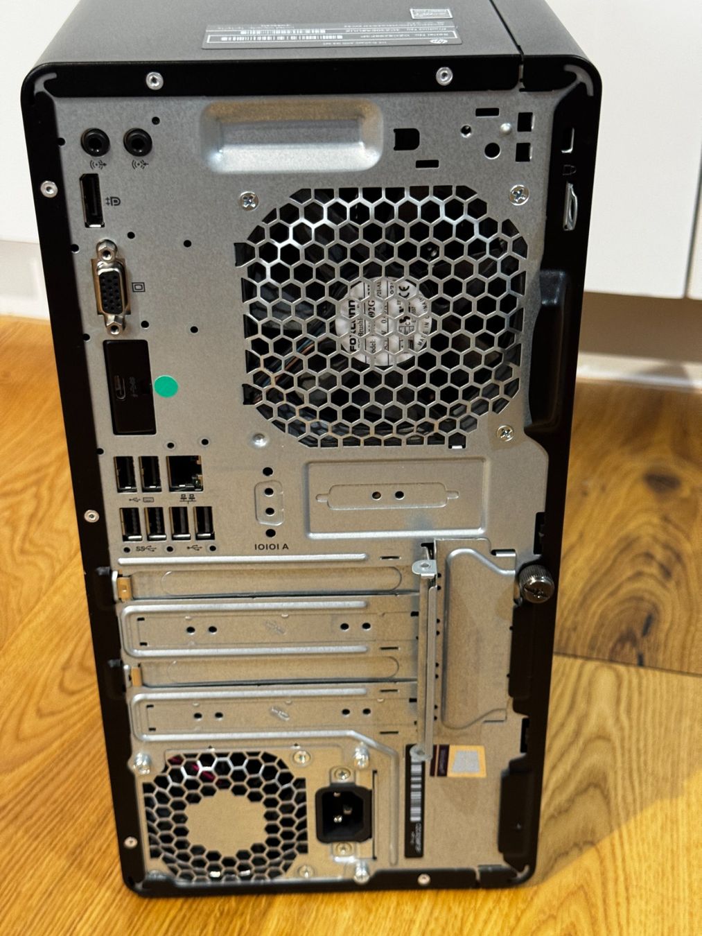 Hewlett Packard PC: HP ProDesk 400 G5 MT – Usato da Flawil venduto da lightstorm77 4