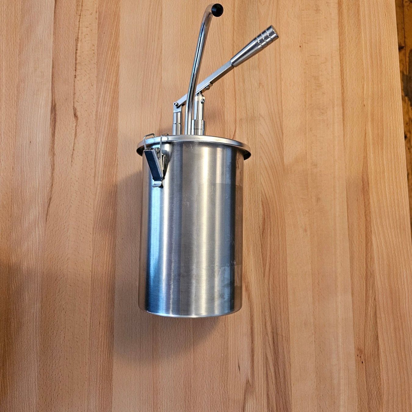 Elettrodomestici da cucina: Saucenspender in gutem Zustand – Usato da Basel venduto da Pastoriusiert01 3