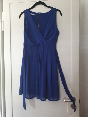 Kleid blau Grösse M guter Zustand
