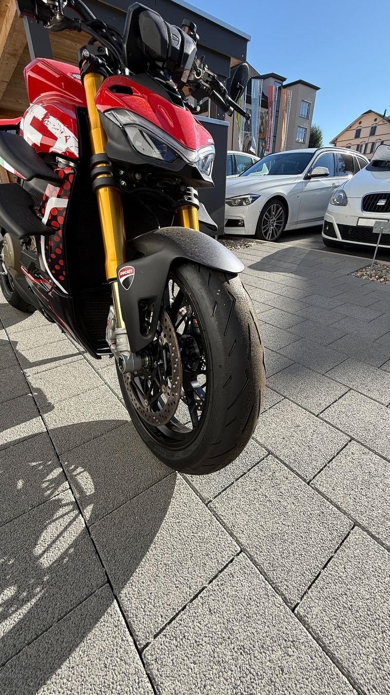 Ducati Strada: Ducati Streetfighter V4s – Usato da Sursee venduto da crdn_v4s 7