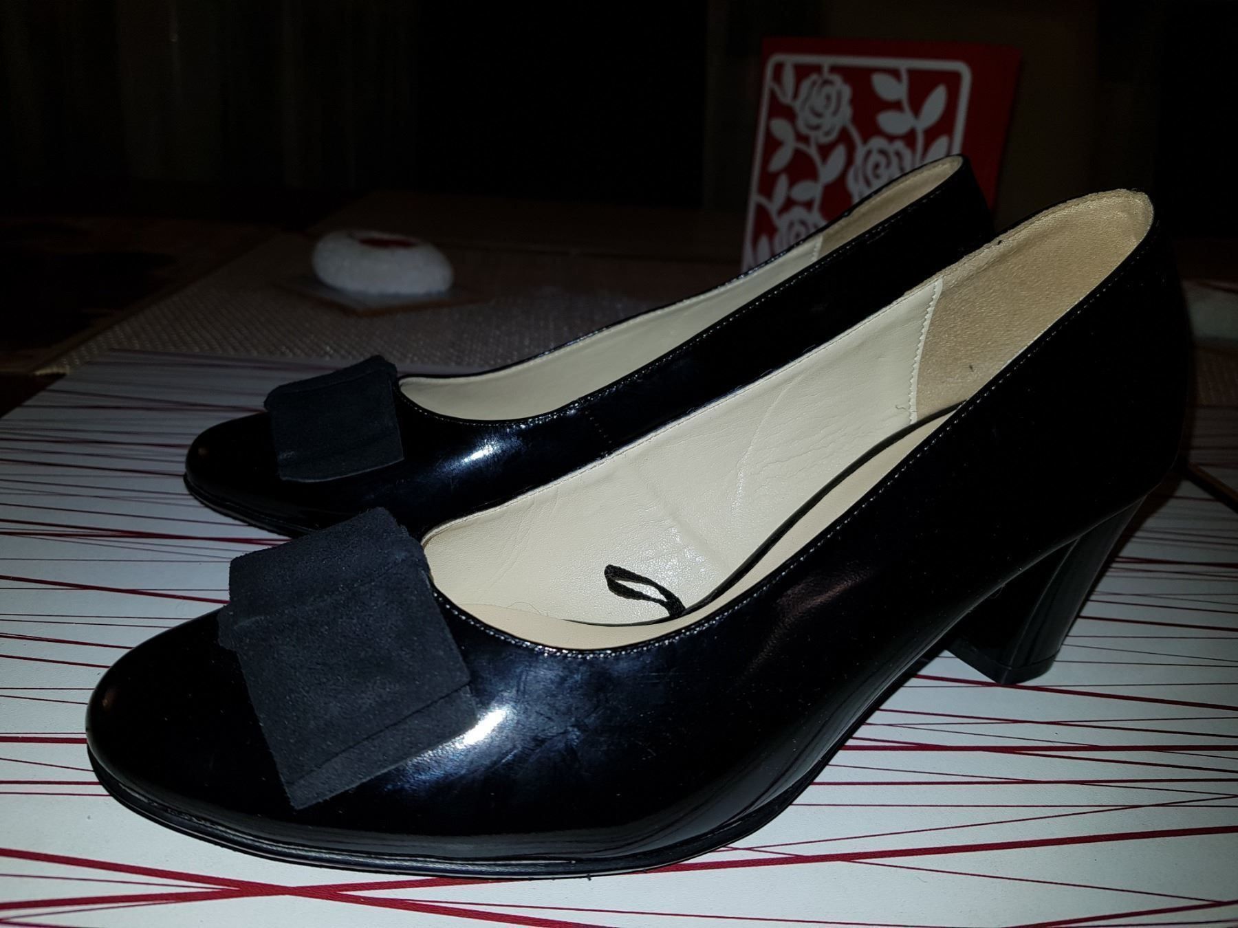 Scarpe da donna: Chaussures CONFORTISSIMO pointure 36 – Usato da Cossonay-ville venduto da Super-Price-Quality 3