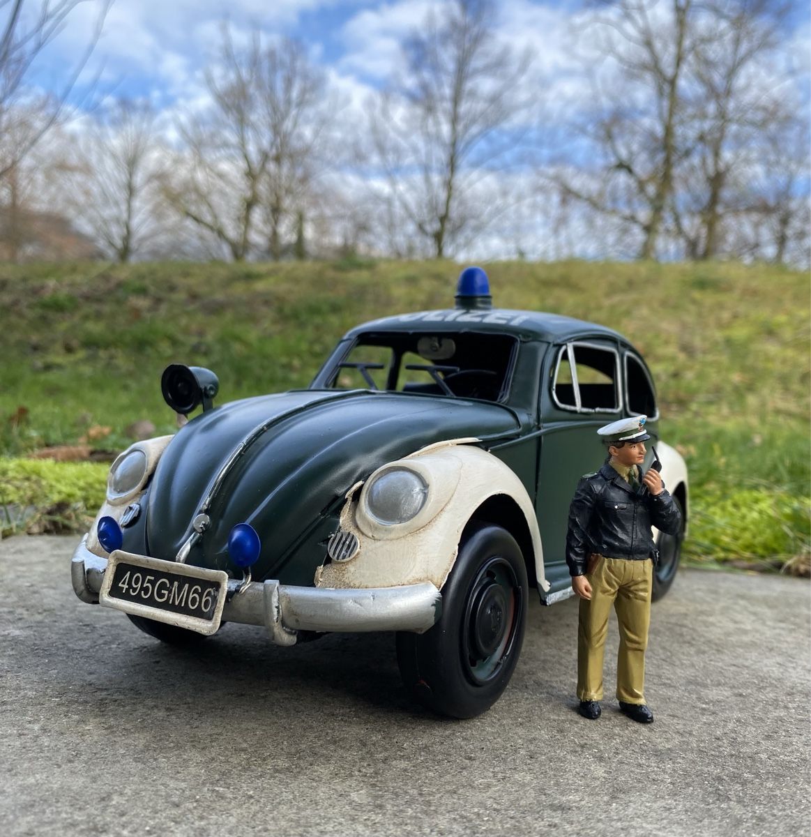 Volkswagen Modellini d'auto: VW Käfer Polizeileitung aus Blech – Nuovo (secondo la descrizione) da Langendorf venduto da Blechfahrzeuge 2
