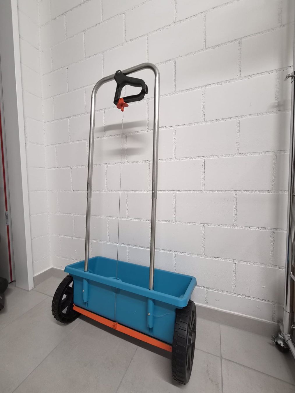 Altro in Utensili da giardino: Gardena Streuwagen – Nuovo (secondo la descrizione) da Dübendorf venduto da Luzintensa 1