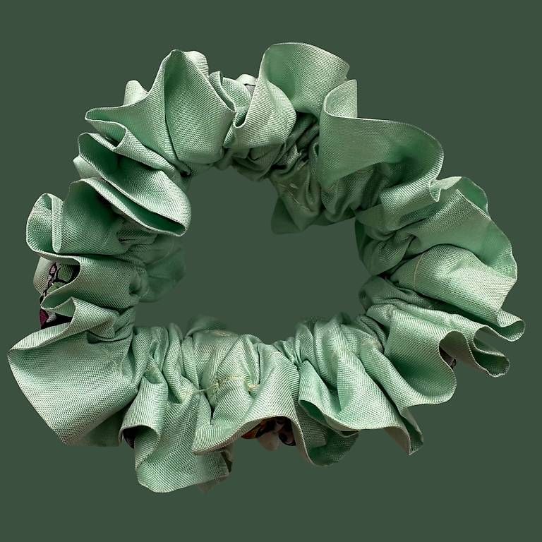 Accessori per capelli: Scrunchie / Haargummi  100% Seide  Handmade – Nuovo (secondo la descrizione) da Zürich venduto da abiiStore 1