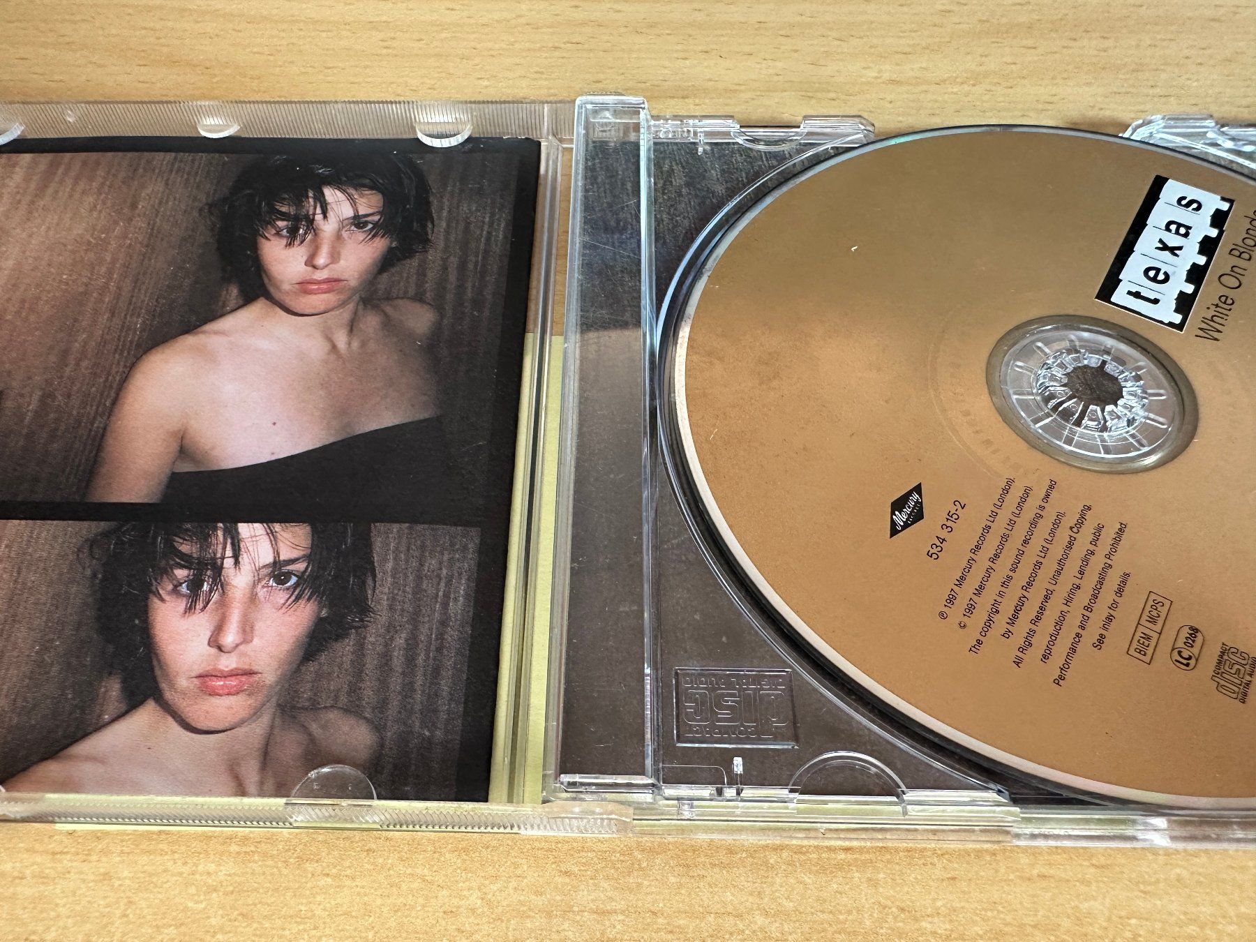 CD: Texas – White On Blonde – Usato da Rikon im Tösstal venduto da Alpenmutz 2