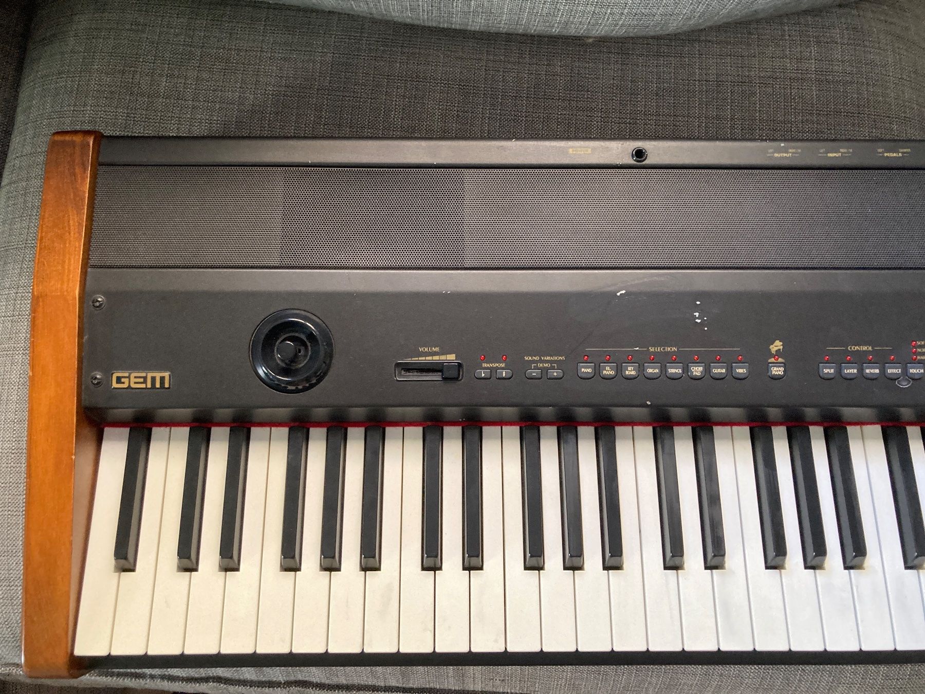Musikinstrumente: Stage Elektro - Piano, Marke GEM – Gebraucht aus Gelterkinden von froggy80 1