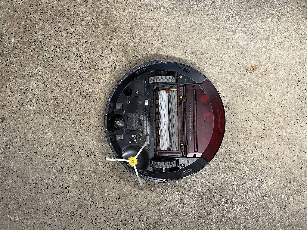 Aspirapolveri & Accessori: iRobot Roomba 960 Saugroboter  Top Zustand – Usato da Liestal venduto da daniela8383 1