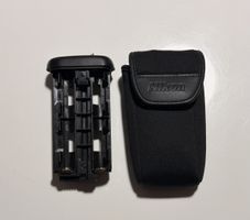 Nikon Batterieeinsatz MS-D12 mit Tasche guter Zustand