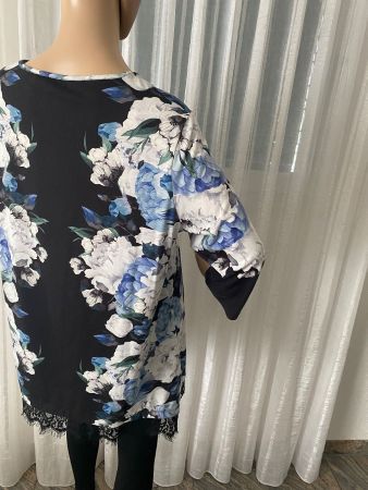 1A Styl mit dieser tollen Bluse mit Spitze von PAOLA, Gr. L