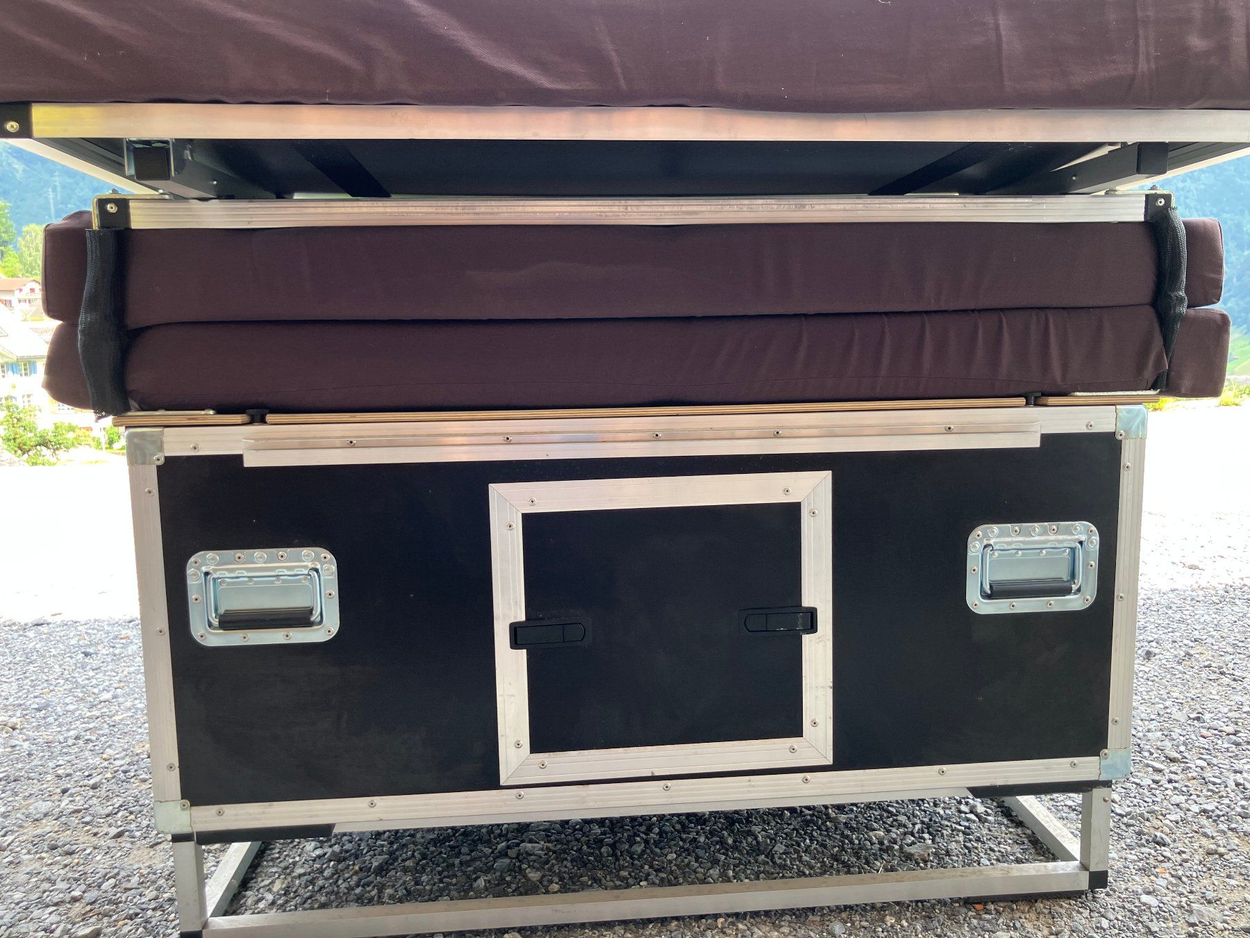 Zubehör: "Ququq" Campingbox – Gebraucht aus Schwändi GL von  3