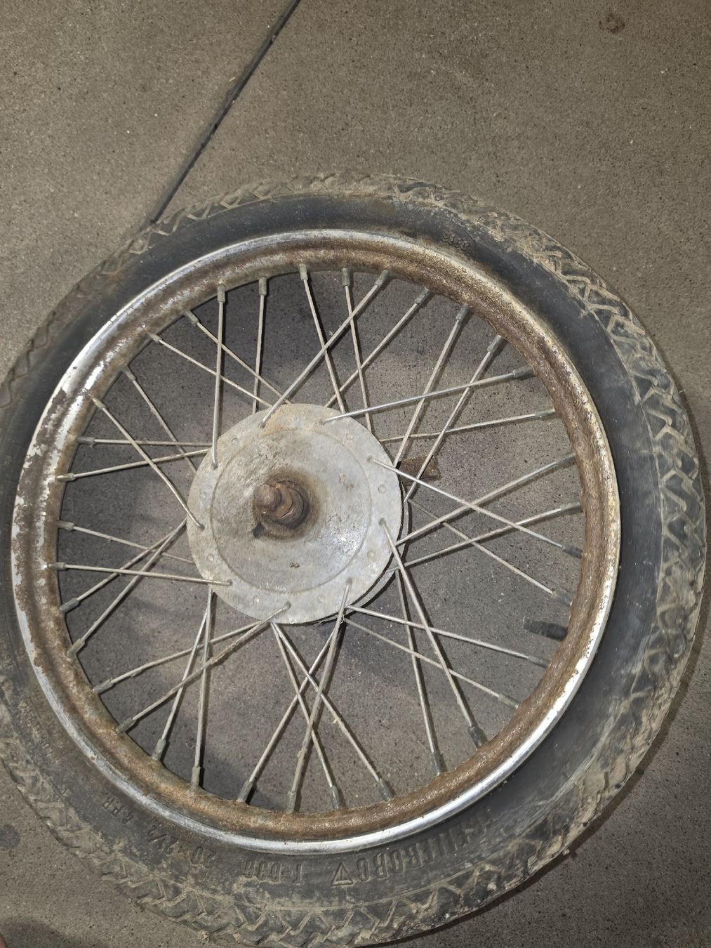 Pneus & Roues: Mofa Piaggio Voderrad – D'occasion à Wald ZH par Walder8636 1