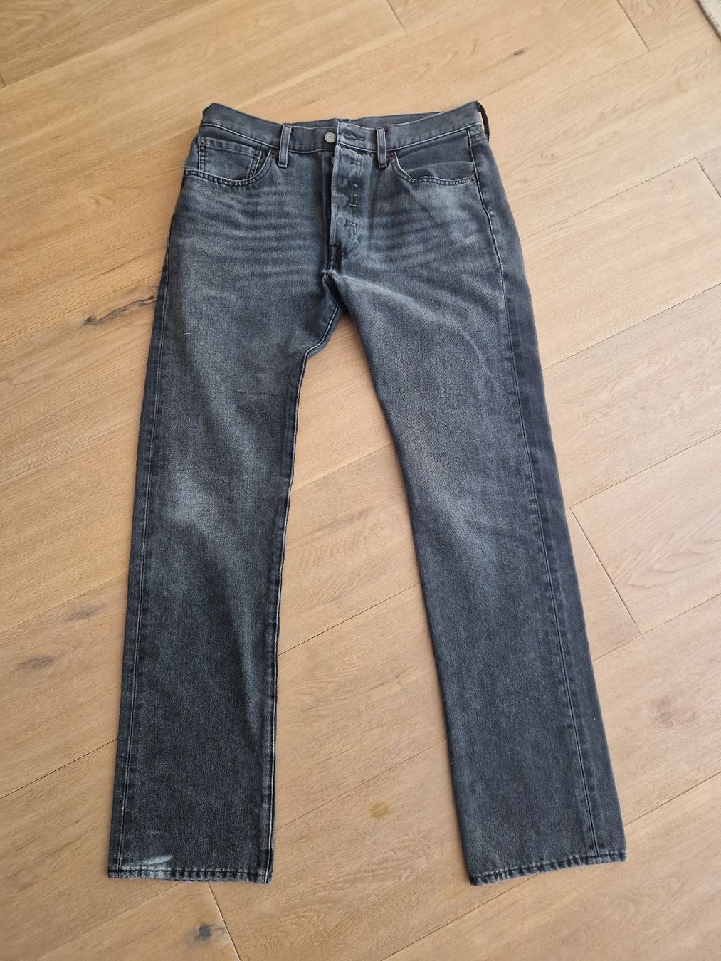Levi's Jeans: Levi's 501 Jeans W31 L32  – Gebraucht aus St. Gallen von Flames1