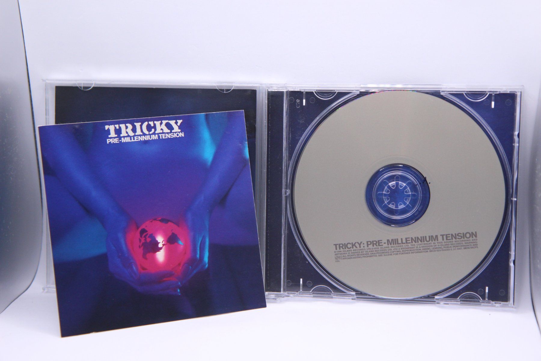 CDs: CD Tricky - Pre-Millennium Tension  / +WerbeFlyer – Gebraucht aus Ernetschwil von luisvonerni 2