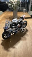 Lego Technik BMW Motorrad M1000RR