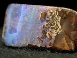 Australischer Boulder Opal - 13ct
