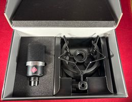 Neumann TLM 102 + Suspension EA4 – Microphone Studio Profess