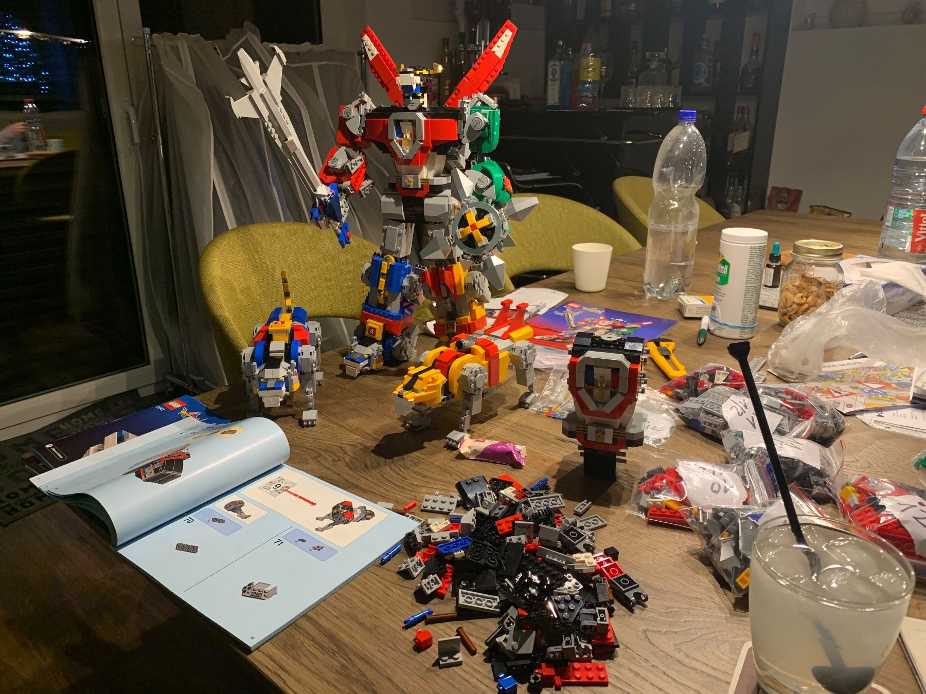 Lego Kit di costruzioni: LEGO Ideas VOLTRON (21311) rare set – Usato da Höri venduto da bin_y7dk 8