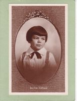 Kitsch Kind Jackie Urbani