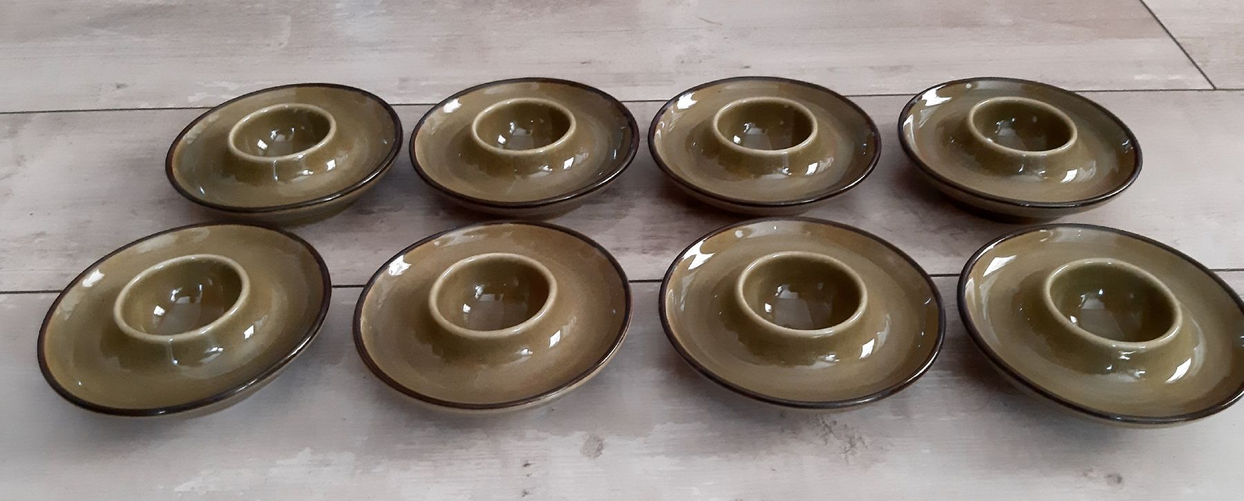 Rössler Altre Stoviglie: Rössler  -  8 neue Eierbecher  -  olive – Nuovo (secondo la descrizione) da Tagelswangen venduto da BrigittaC01 5